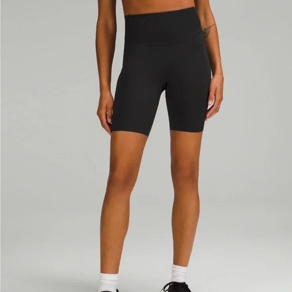 Lululemon Base Pace High Rise Bike Shorts 8" Black 4 NWT - Picture 1 of 15